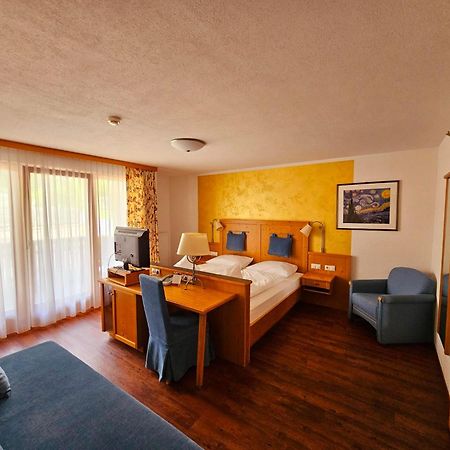 Hotel Mirabel San Vigilio Di Marebbe Kültér fotó