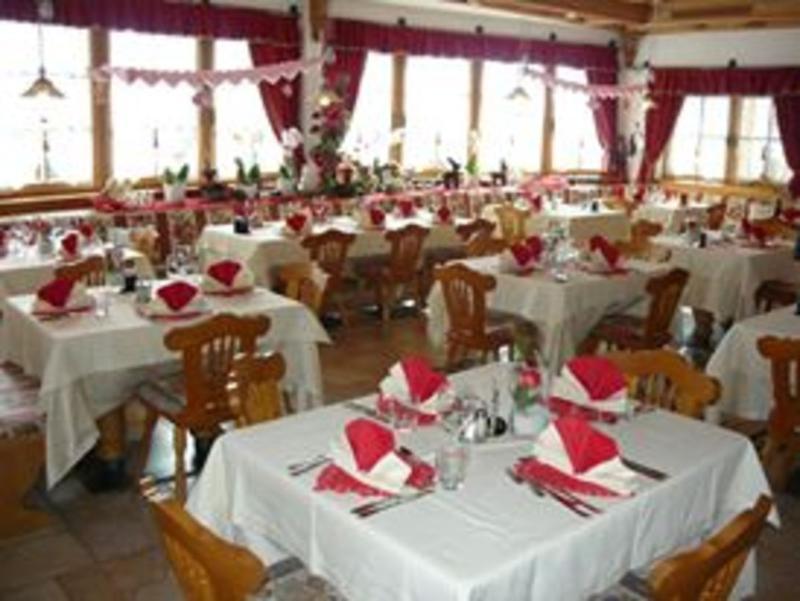 Hotel Mirabel San Vigilio Di Marebbe Kültér fotó