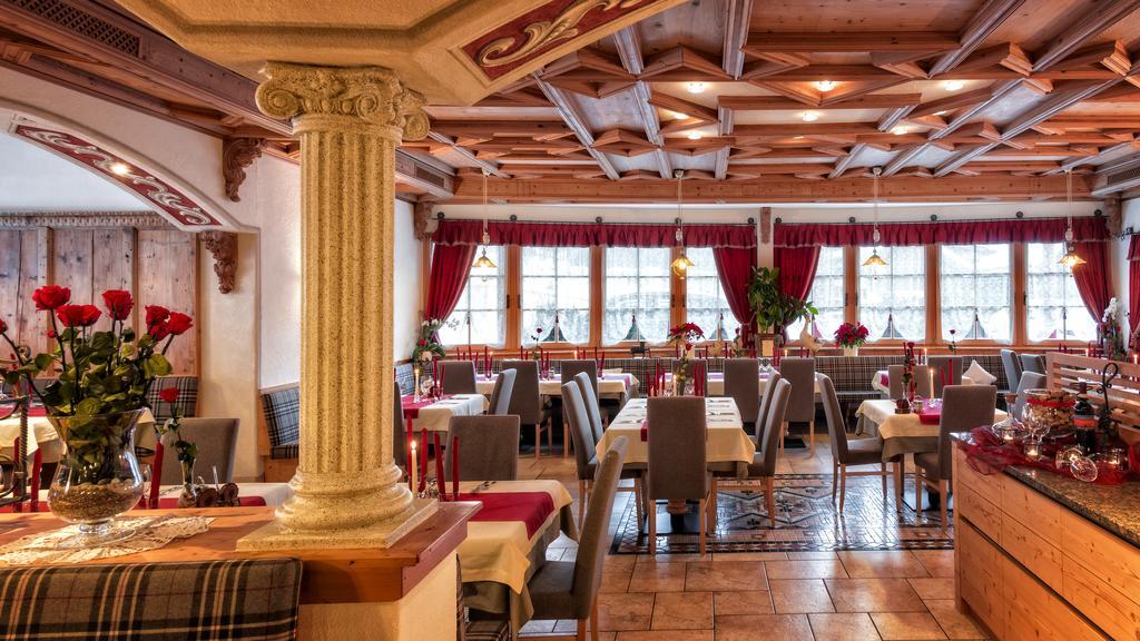Hotel Mirabel San Vigilio Di Marebbe Kültér fotó