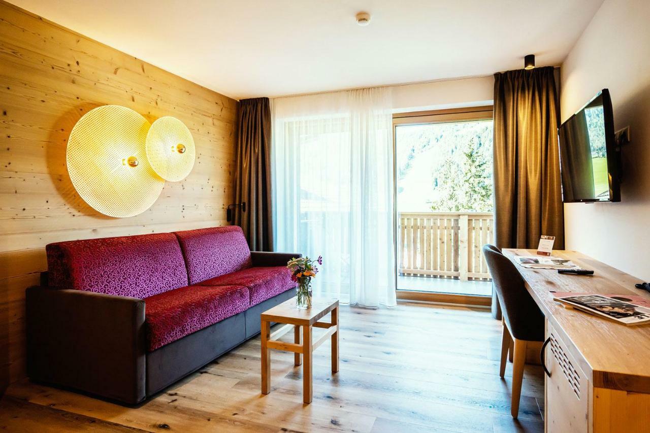 Hotel Mirabel San Vigilio Di Marebbe Kültér fotó